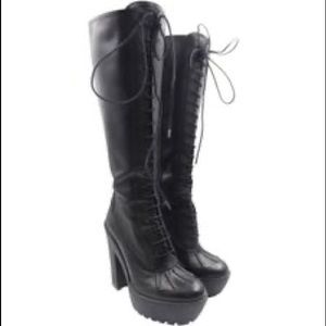 Brand New. Ralph Lauren. Women's Brown Calfskin Lace-up Boot